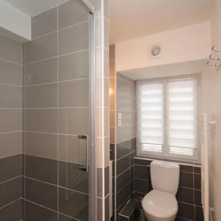 Apartment Mont-dore: Grand T4 Hyper Centre Avec Wifi - Fr-1-608-27 *